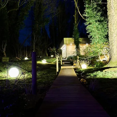 Les Du Parc Bed and breakfast 4*