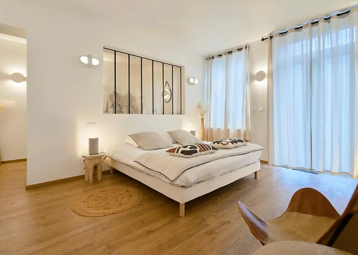 Les Du Parc Bed & Breakfast *