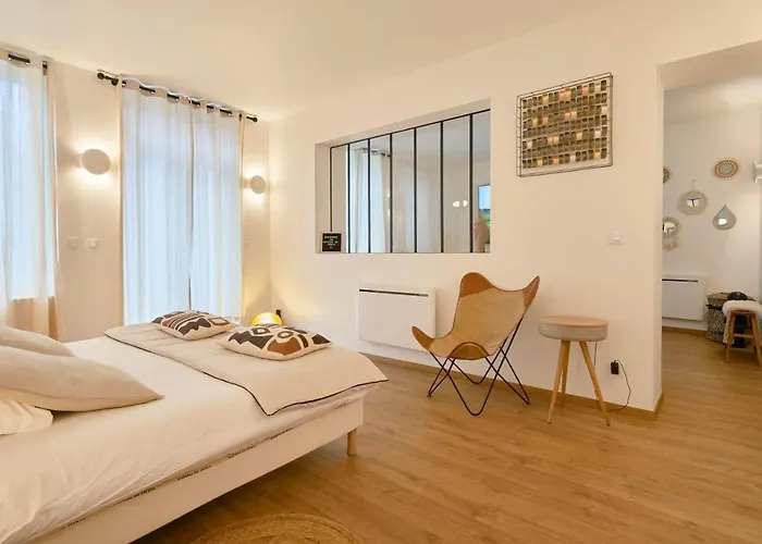 Les Du Parc Bed & Breakfast *